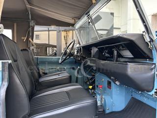 LAND ROVER Defender usata 8