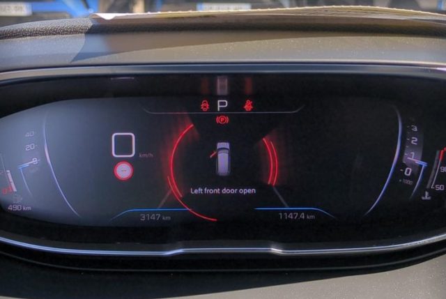 PEUGEOT 5008 usata, con Immobilizzatore elettronico