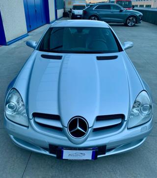 MERCEDES-BENZ SLK 200 usata, con Airbag
