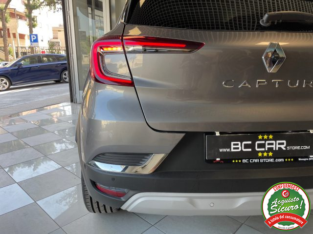 RENAULT Captur usata, con Volante multifunzione