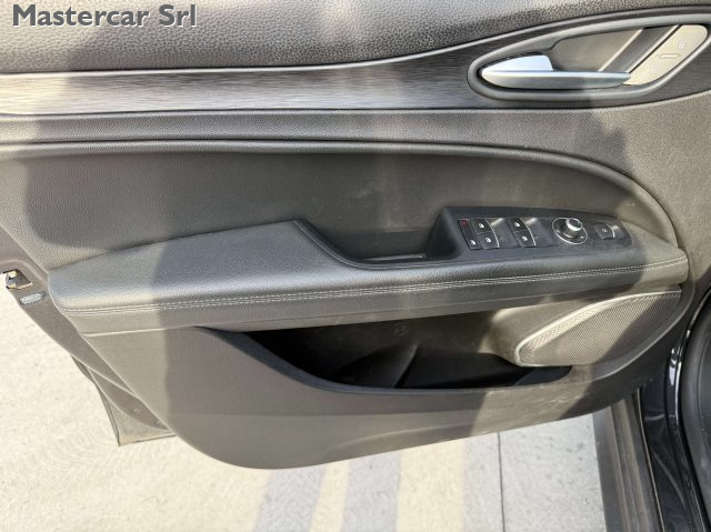 ALFA ROMEO Stelvio usata, con Bluetooth