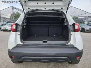 RENAULT Captur usata, con Sedile posteriore sdoppiato