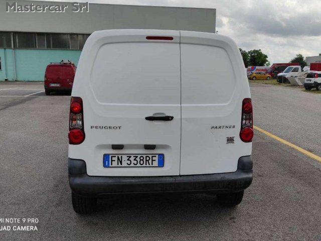 PEUGEOT Partner usata, con Autoradio