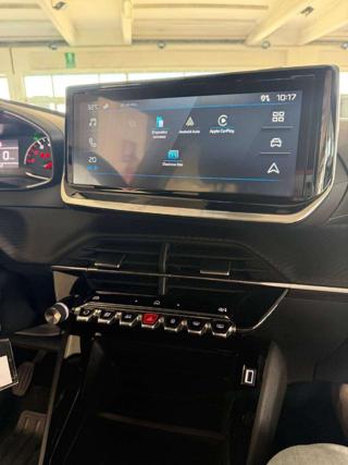 PEUGEOT 2008 usata, con Touch screen
