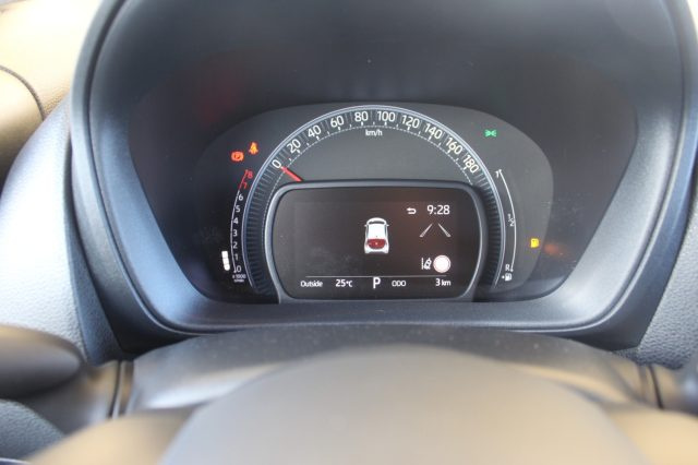 TOYOTA Aygo X usata, con Sensore di luce