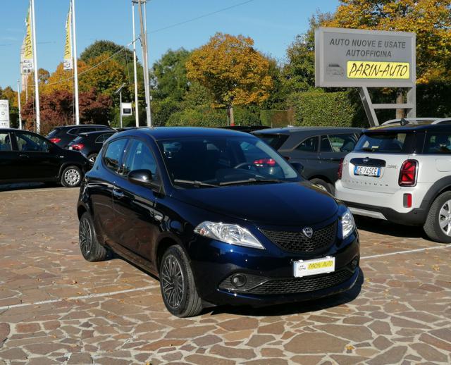 LANCIA Ypsilon usata, con Boardcomputer