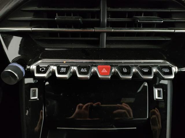 PEUGEOT 2008 usata, con Luci diurne LED