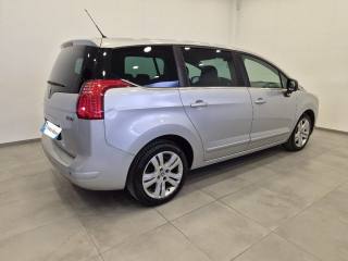PEUGEOT 5008 usata, con Alzacristalli elettrici