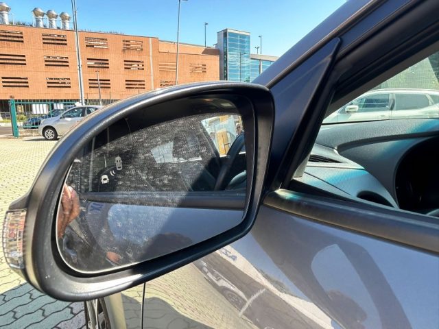HYUNDAI Kona usata, con ESP