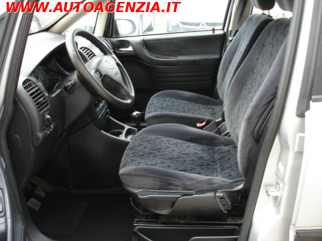 OPEL Zafira usata 6