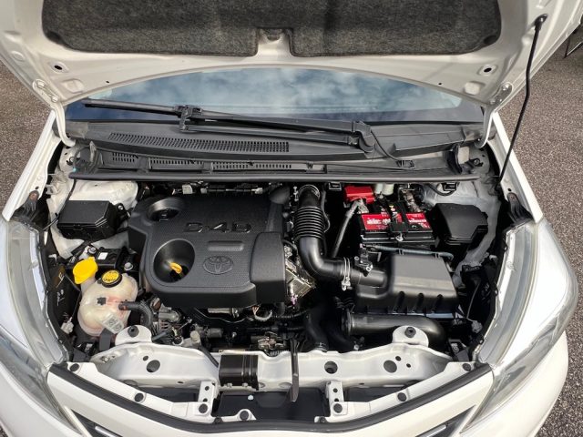 TOYOTA Yaris usata, con Volante multifunzione