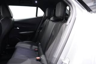 PEUGEOT 2008 usata, con Volante multifunzione