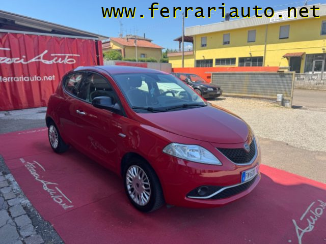 LANCIA Ypsilon usata, con Airbag