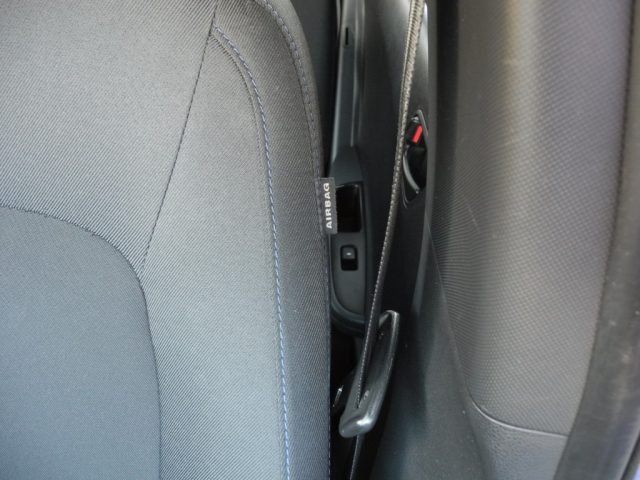 HYUNDAI i10 usata 35