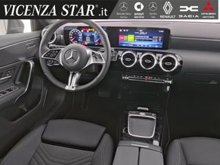 MERCEDES-BENZ A 180 usata, con Cerchi in lega