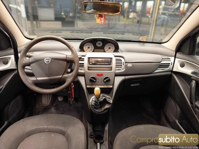 LANCIA Ypsilon usata, con Specchietti laterali elettrici