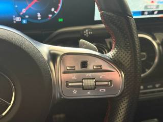 MERCEDES-BENZ GLA 220 usata, con Autoradio digitale