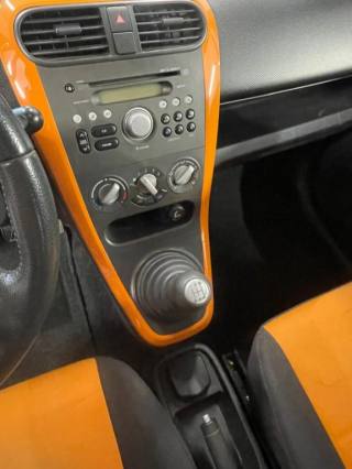 OPEL Agila usata, con Fendinebbia