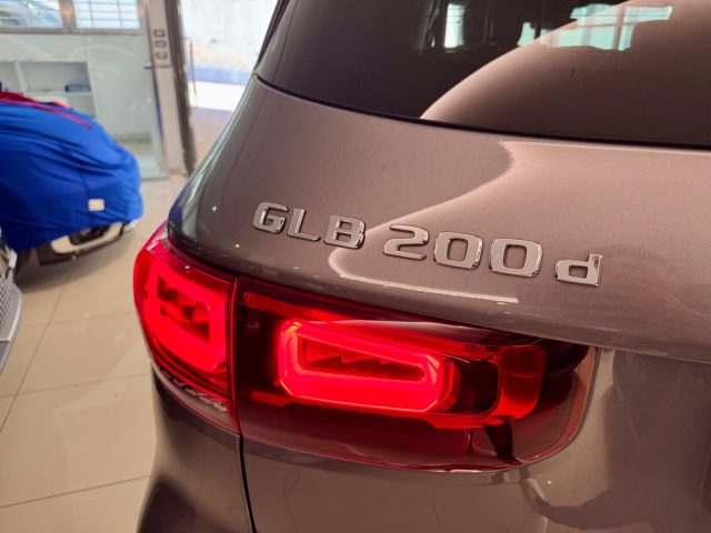MERCEDES-BENZ GLB 200 usata, con ESP