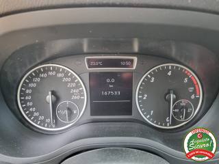 MERCEDES-BENZ B 180 usata, con Chiusura centralizzata
