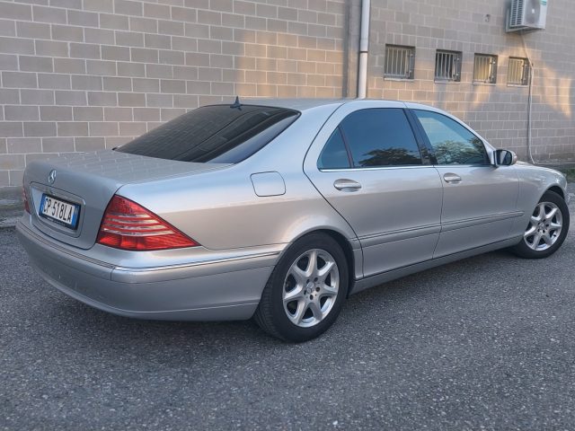 MERCEDES-BENZ S 500 usata, con Autoradio
