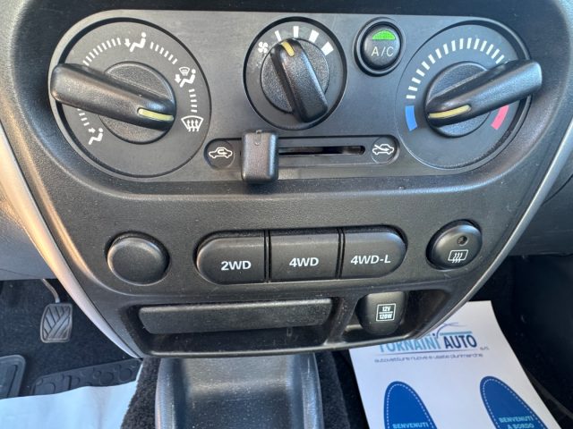 SUZUKI Jimny usata, con Servosterzo