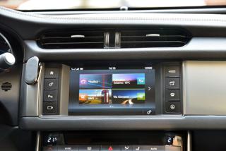 JAGUAR XF usata, con Volante in pelle