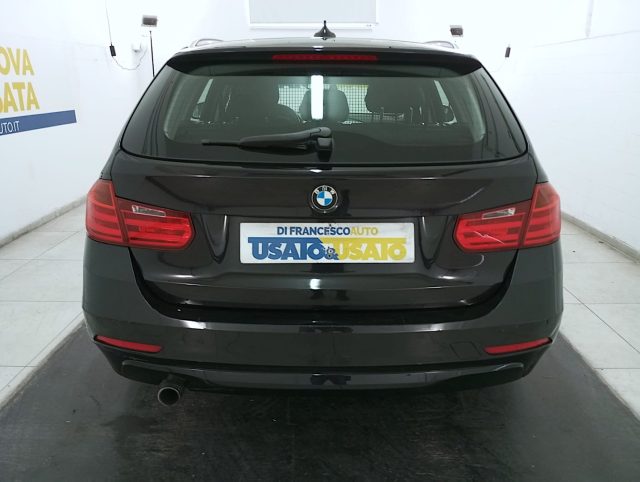 BMW 318 usata, con Bluetooth