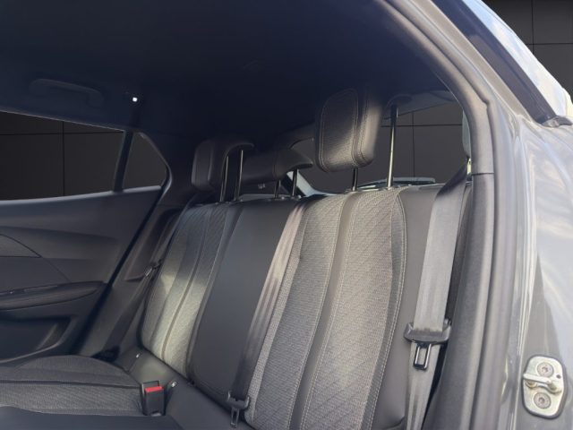 PEUGEOT 2008 usata, con Fari LED