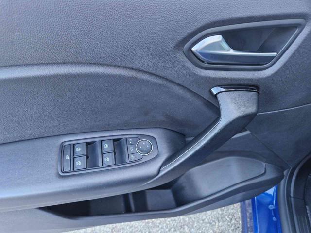 RENAULT Captur usata, con USB