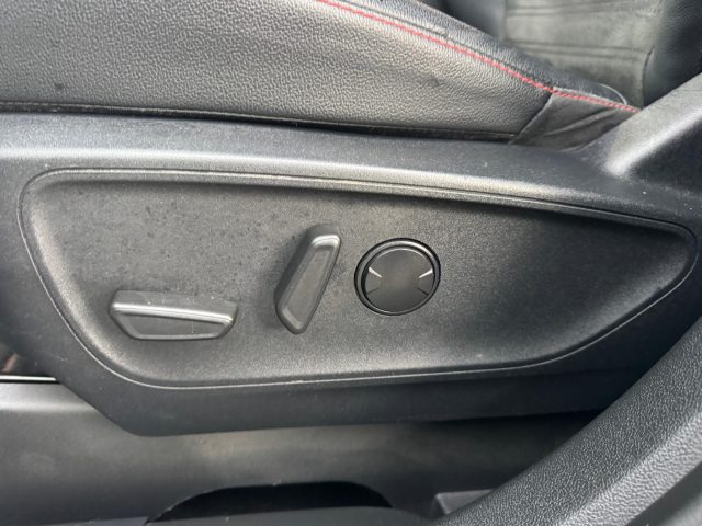 FORD Kuga usata, con Sistema di navigazione