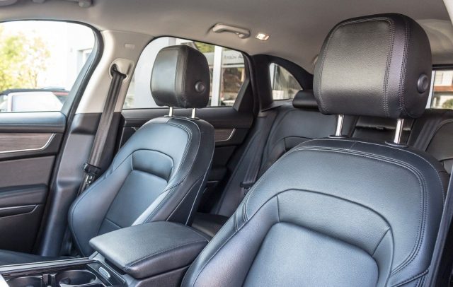 JAGUAR F-Pace usata, con Climatizzatore