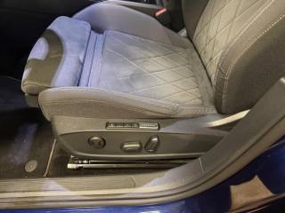 VOLKSWAGEN Golf usata, con ESP