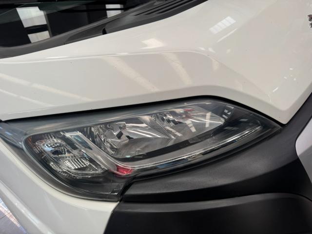 PEUGEOT Boxer usata, con Autoradio