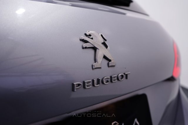 PEUGEOT 308 usata, con Telecamera per parcheggio assistito