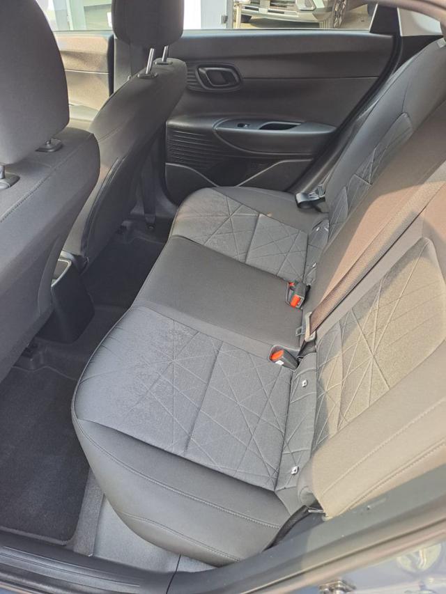 HYUNDAI Bayon usata, con Boardcomputer