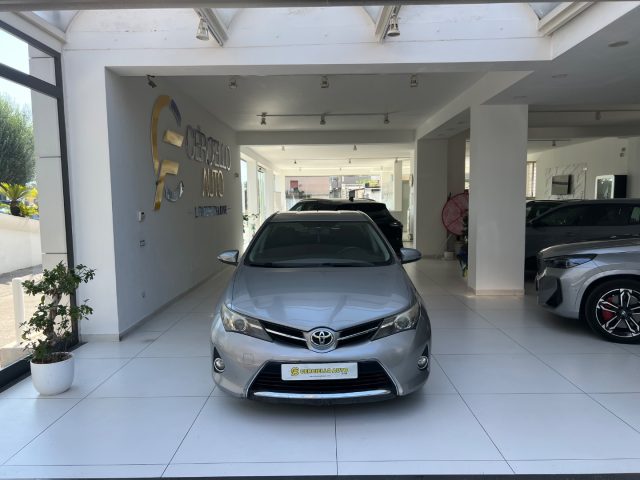 TOYOTA Auris usata, con ESP