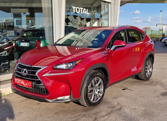 LEXUS NX 300h usata, con Airbag laterali