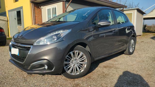 PEUGEOT 208 usata, con Fendinebbia