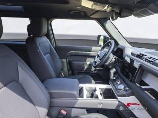 LAND ROVER Defender usata 10