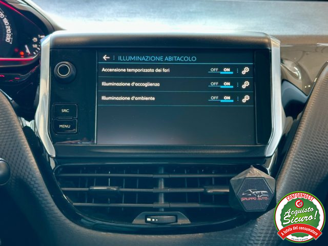 PEUGEOT 2008 usata, con Sistema di navigazione