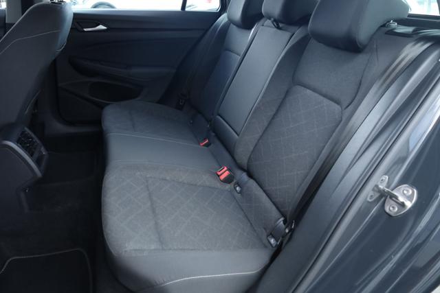 VOLKSWAGEN Golf Variant usata, con Controllo automatico clima