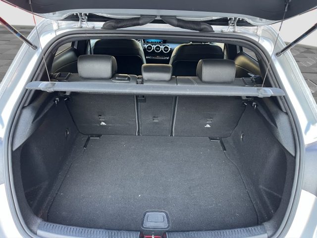 MERCEDES-BENZ A 180 usata 11
