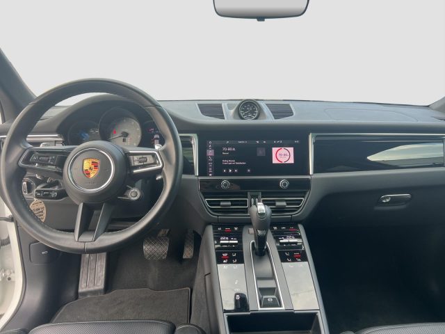 PORSCHE Macan usata 8