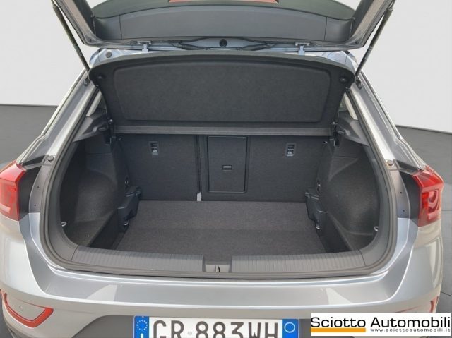 VOLKSWAGEN T-Roc usata, con Autoradio digitale
