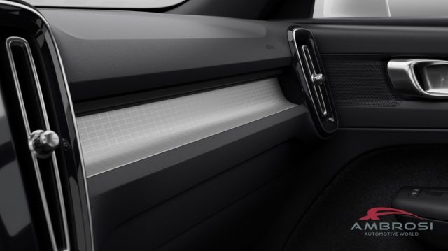 VOLVO XC40 usata 10