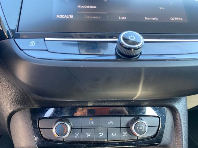 OPEL Corsa usata, con ESP