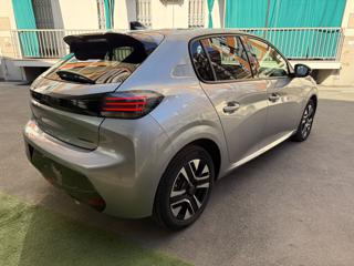 PEUGEOT 208 usata, con Autoradio
