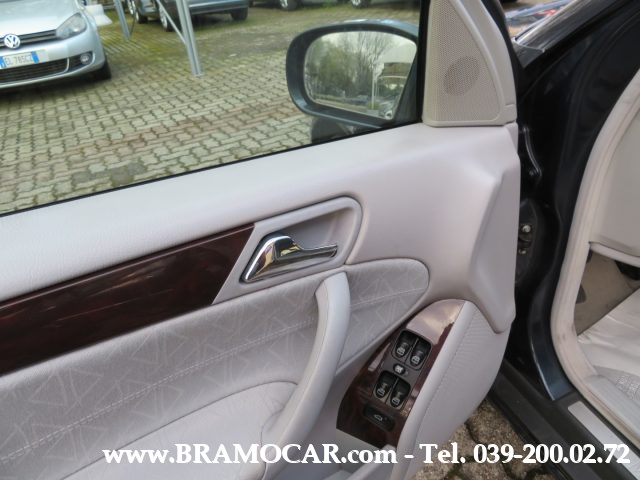 MERCEDES-BENZ C 200 usata, con Controllo automatico clima