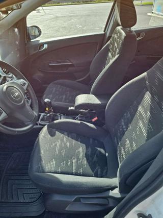OPEL Corsa usata, con Airbag laterali